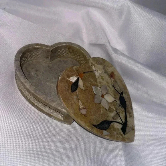 Vintage Art Deco Onyx Marble Ashtray & Heart Trinket Box Set - Picture 10 of 10